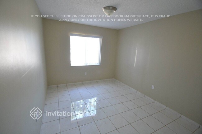 Foto del edificio - 16871 SW 144th Pl