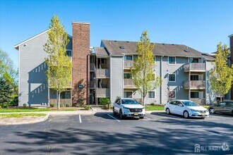 Building Photo - 405 Ravens Crest Dr