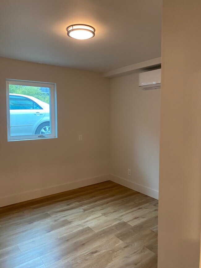 Foto del edificio - 1248 Haskell St