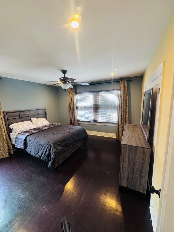 Foto del edificio - 2754 Kenwood Ave