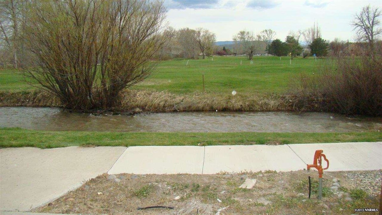 Foto del edificio - 1041 Riverview Dr