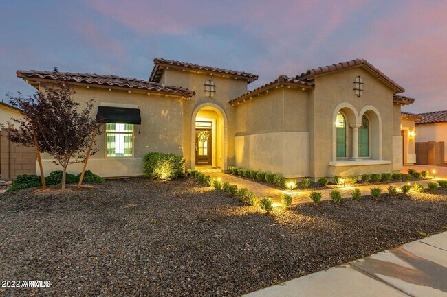 Foto del edificio - 4061 S Emerald Dr