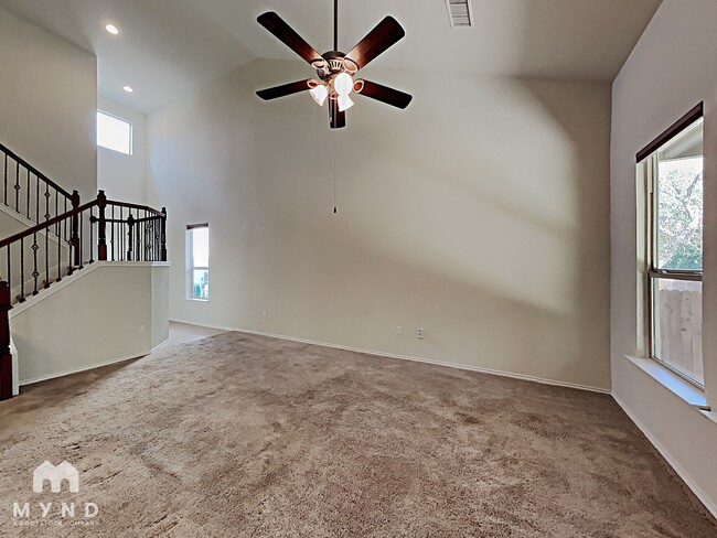 Building Photo - 9307 Tanager Way