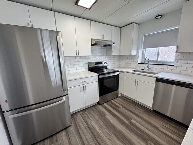 Building Photo - 30 Hill Rd