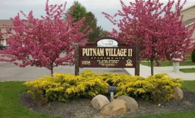 Building Photo - 25 Vine St