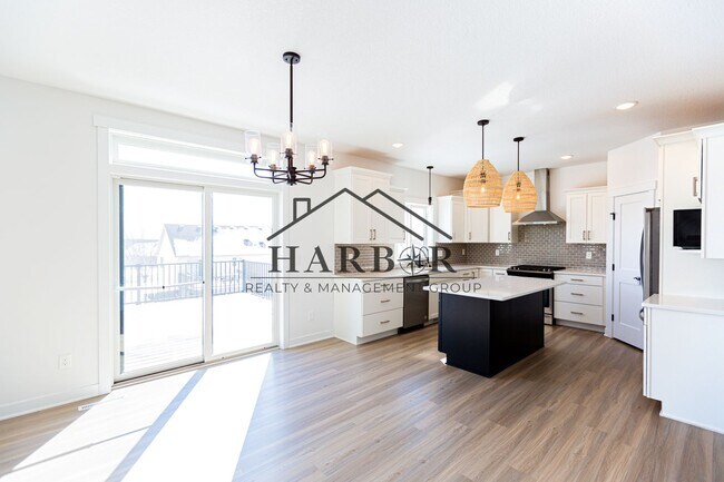 Foto del edificio - 4144 Genevieve Ln NW