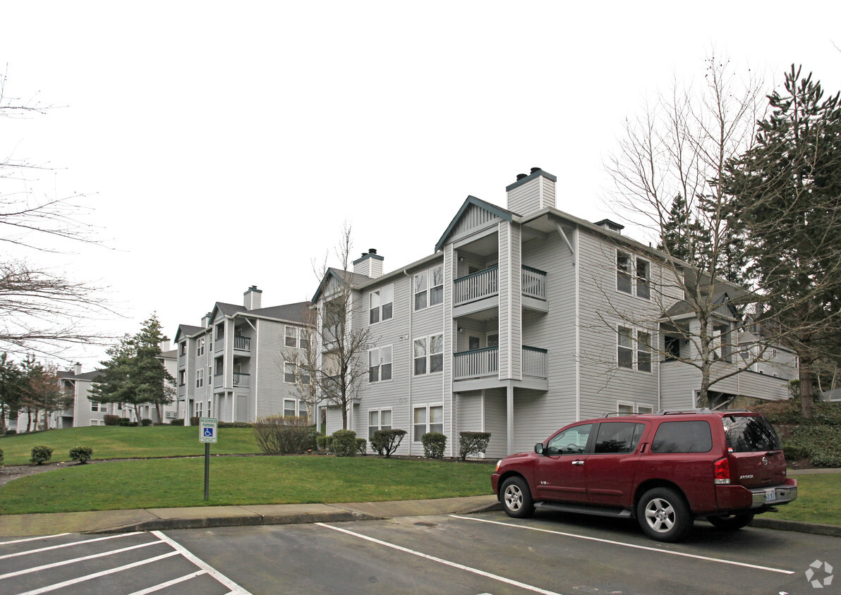 Federal Way Condominiums