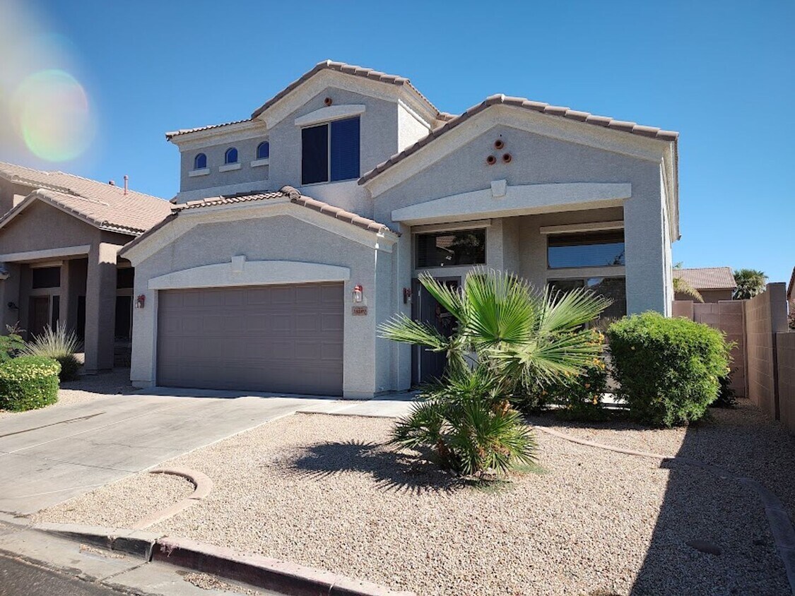 Primary Photo - Fantastic 2 story home in Peoria!