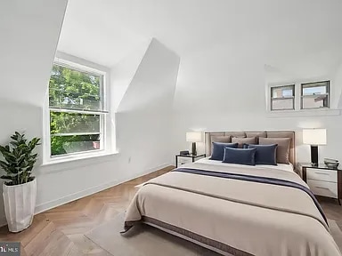 Foto del edificio - 4814 Chester Ave