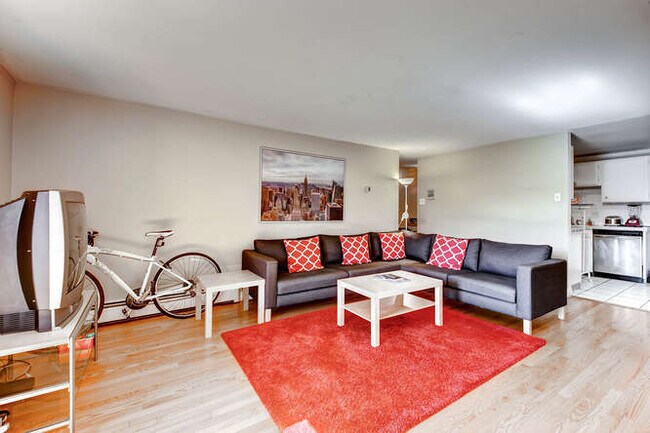 Foto del edificio - 701 Pearl St