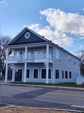 Building Photo - 5118 Walnut Rd