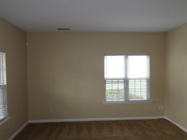 Foto del edificio - 15363 Michael Andrew Rd
