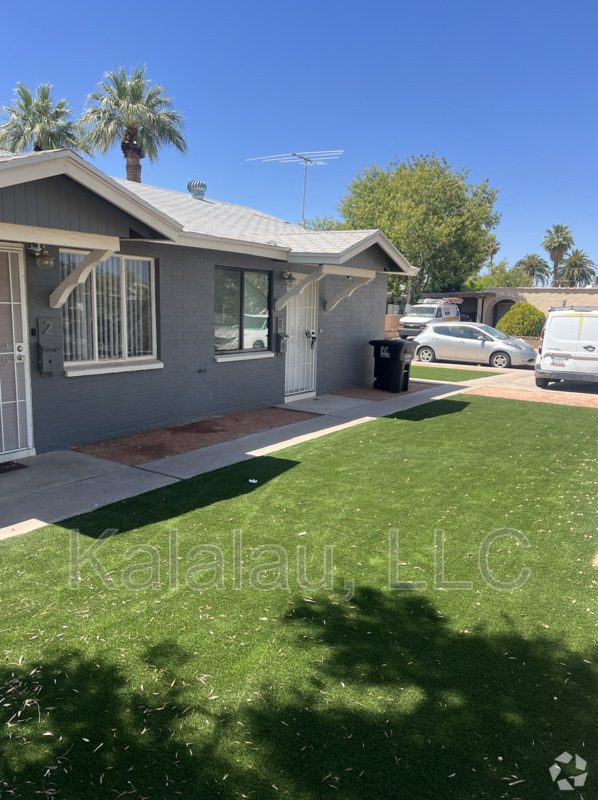 Building Photo - 6813 E Avalon Dr