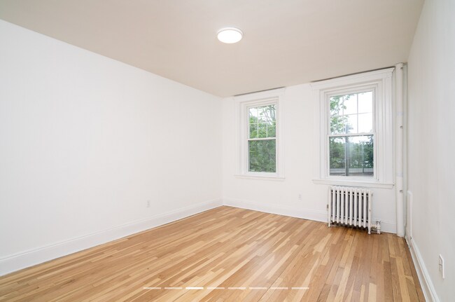 Foto del edificio - 280 Chestnut Ave