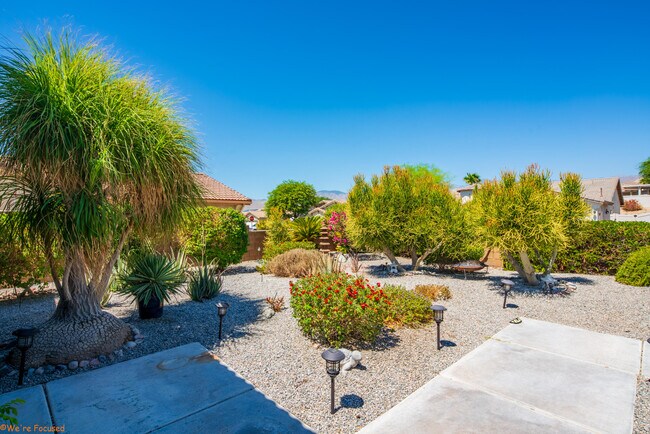 Foto del edificio - 64243 Eagle Mountain Ave