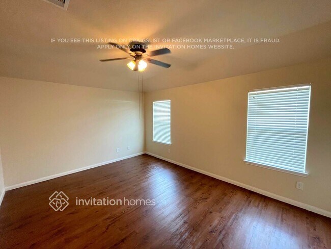 Foto del edificio - 18818 N Lyford Dr