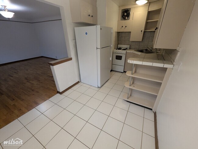 Foto del edificio - 2150 Porter St