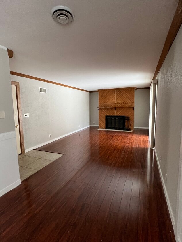 2925 Nassau Dr, Brookfield, WI 53045 Townhome Rentals in Brookfield