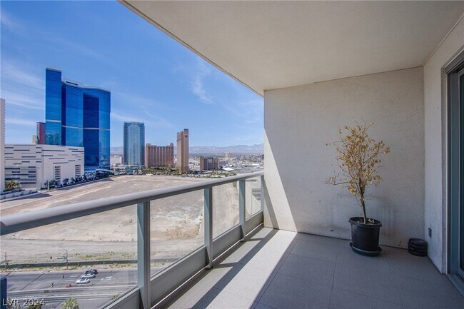 Foto del edificio - 222 Karen Ave