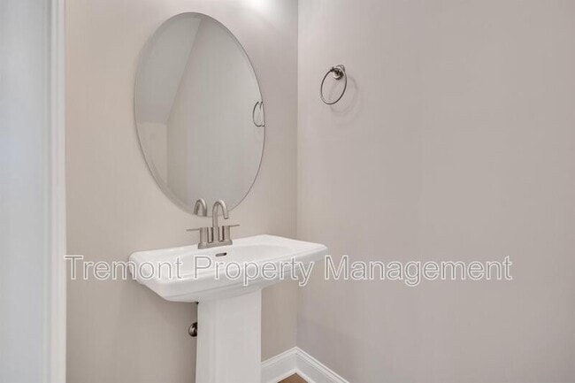 Foto del edificio - 2482 E 21st St