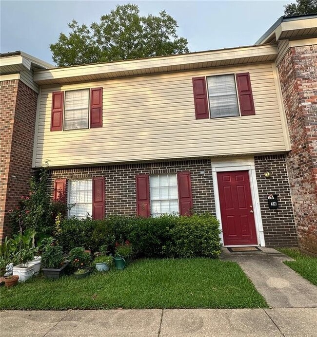 Building Photo - 4017 Cottage Hill Rd