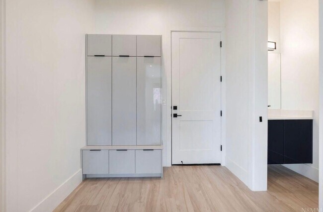 Foto del edificio - 169 Terrace Ln