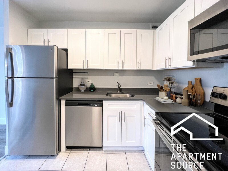 Foto principal - 1344 N Dearborn St