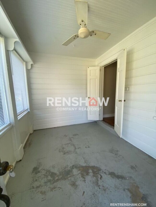 Classic 2/1 In Berclair Now Available For House Rental in Memphis