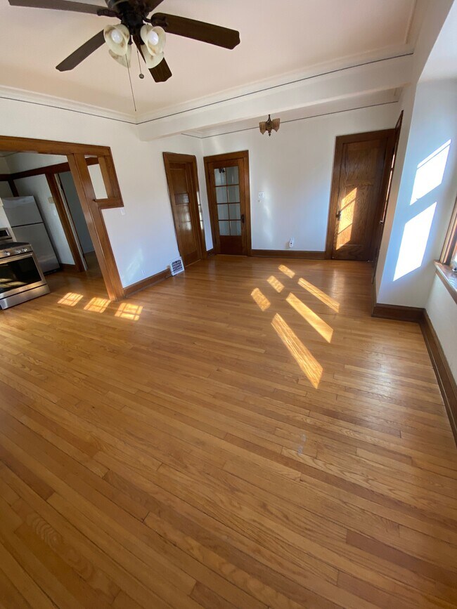 Foto del edificio - 3233 N Humboldt Blvd