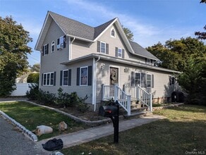 Building Photo - 12 Maple Ct