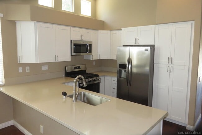 Building Photo - 13705 Lindamere Ln