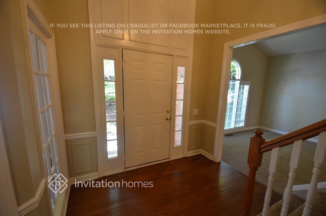 Building Photo - 5722 Kinglet Ln