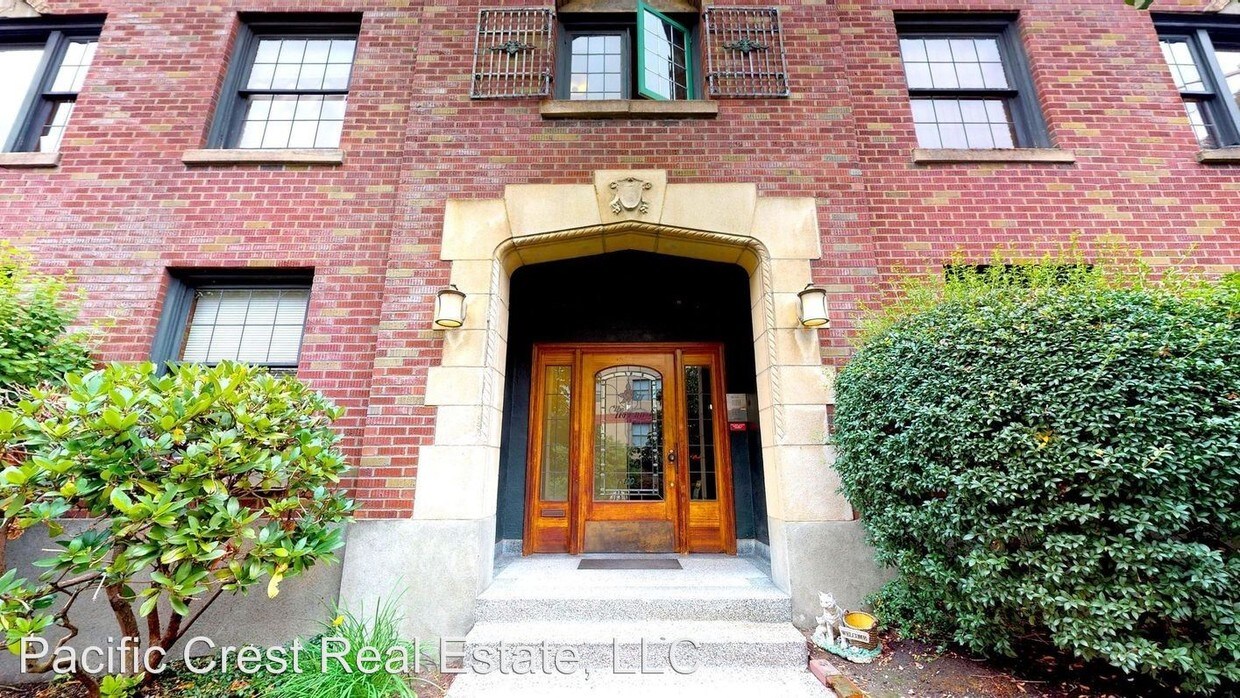 Primary Photo - 303 W Olympic Pl