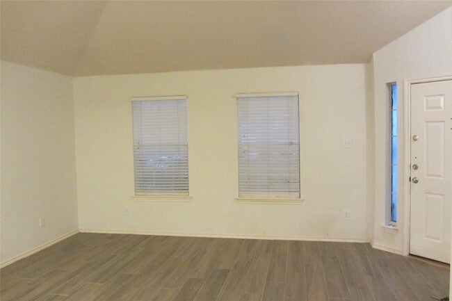 Foto del edificio - 20723 Fernwick Village Dr