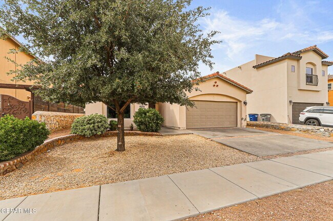 Building Photo - 3005 Cedar Creek