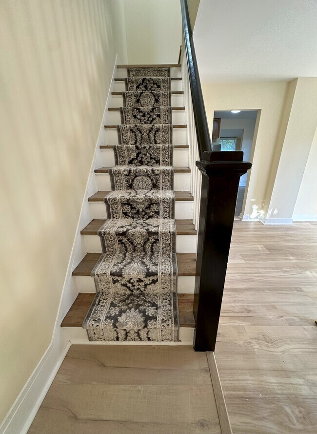 Stairs - 84 George St