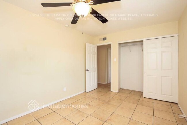 Building Photo - 3401 W Port Au Prince Ln