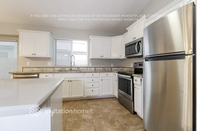 Foto del edificio - 8431 W Troy St