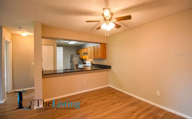 Foto del edificio - 644 Kenwick Cir