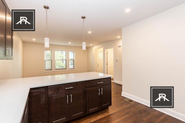 Foto del edificio - 4 bedroom in Boston MA 02127