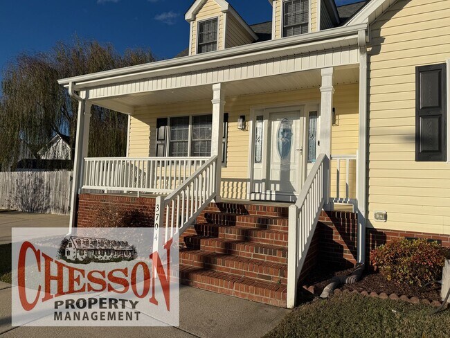 Foto del edificio - 3704 Warwick Pl