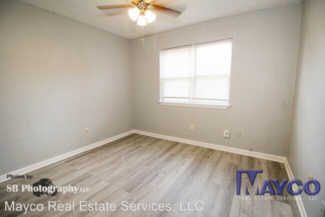 Building Photo - 3 br, 2 bath House - 9703 Chalet Drive