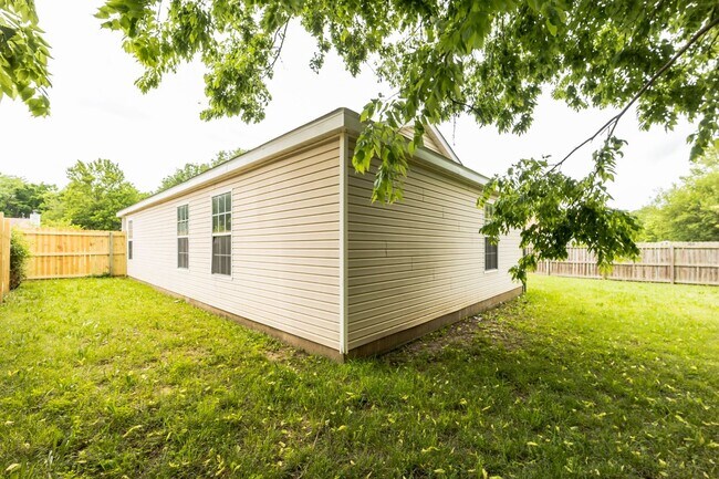Building Photo - Updated 3BR/2BTH Home for Rent!