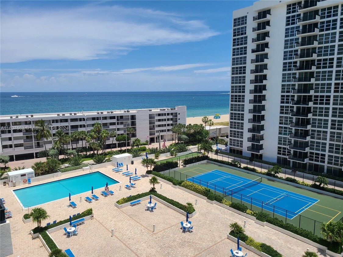 Primary Photo - 531 N Ocean Blvd