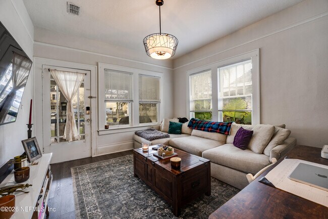 Foto del edificio - 2805 Park St