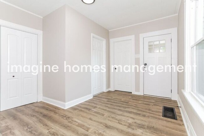 Building Photo - 3 bedroom in Sycamore Township