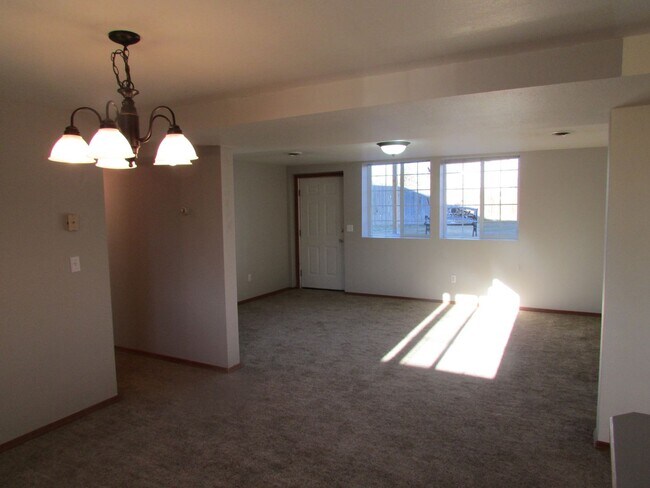 Foto del edificio - 510 S Circle Dr