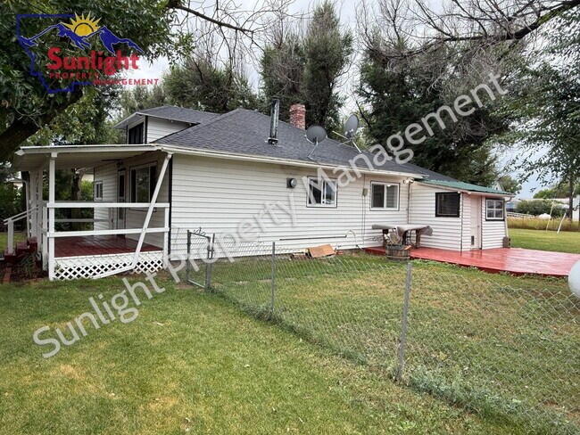 Foto del edificio - Wide Open Space, Peaceful and Safe 2 Bed 1...