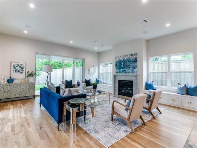 Foto del edificio - 3911 Hawick Ln