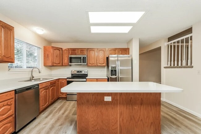 Building Photo - 3421 Birnamwood Dr